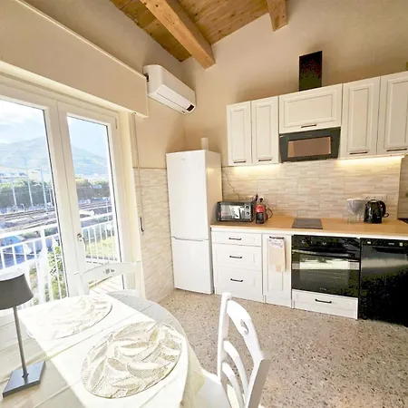 Nn- Beachside Appartement *